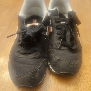Boys size 2 New Balance Sneakers